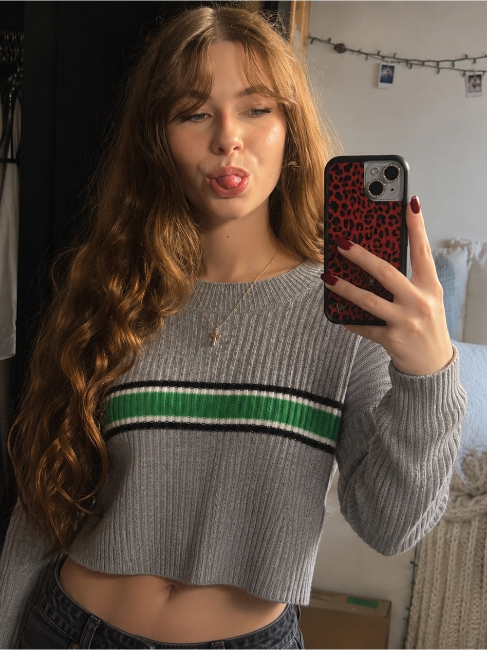 Forever 21 striped green gray green cropped sweater - size L skater